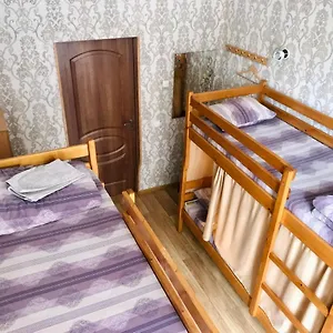 https://green-street-hostel.hotelslviv.net